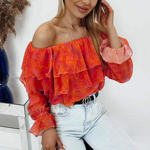 Camicetta in chiffon a maniche lunghe con scollo a barchetta