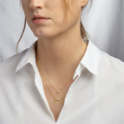 Collana con luna in CZ Collana con corno Collana a strati
