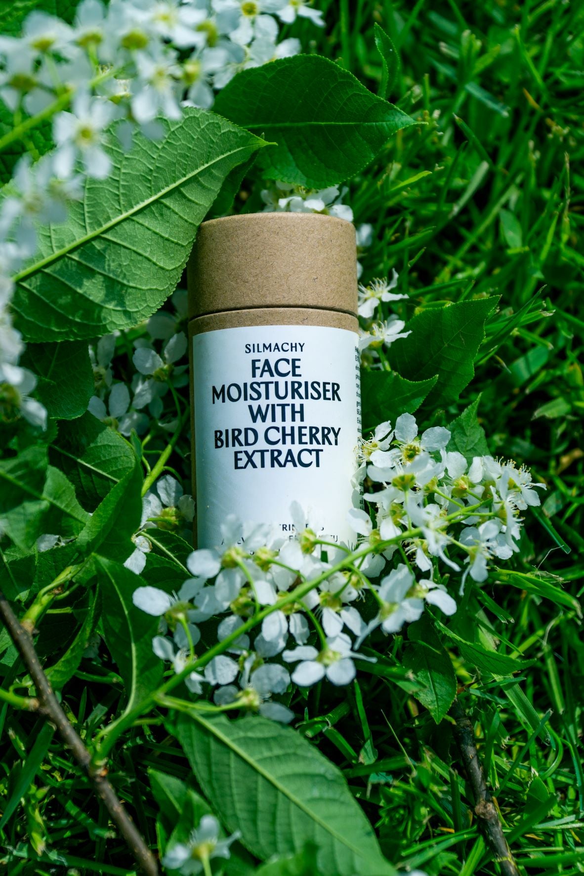 Crema idratante viso con estratto di ciliegia selvatica