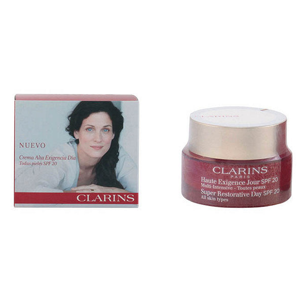 Trattamento Ringiovanente Multi-intensivo Clarins