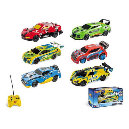 Selezione di auto telecomandate Hot Wheels 1:28
