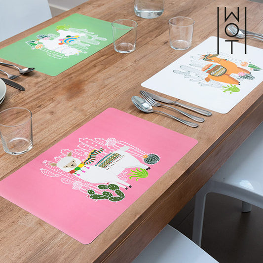 Wagon Trend Llama Placemats